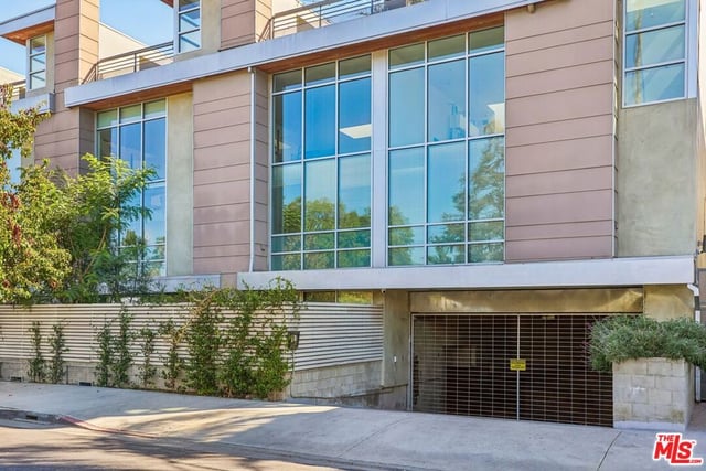 5806 Waring Avenue 7, Los Angeles, CA 90038 — photo 2 of 41