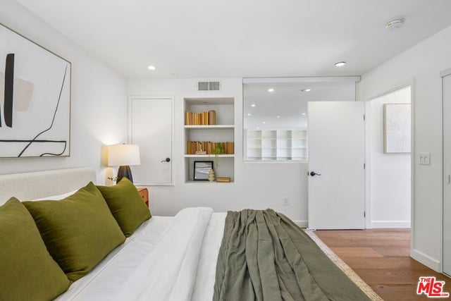 5806 Waring Avenue 7, Los Angeles, CA 90038 — photo 24 of 41