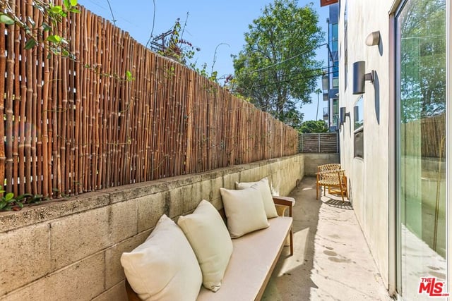 5806 Waring Avenue 7, Los Angeles, CA 90038 — photo 27 of 41