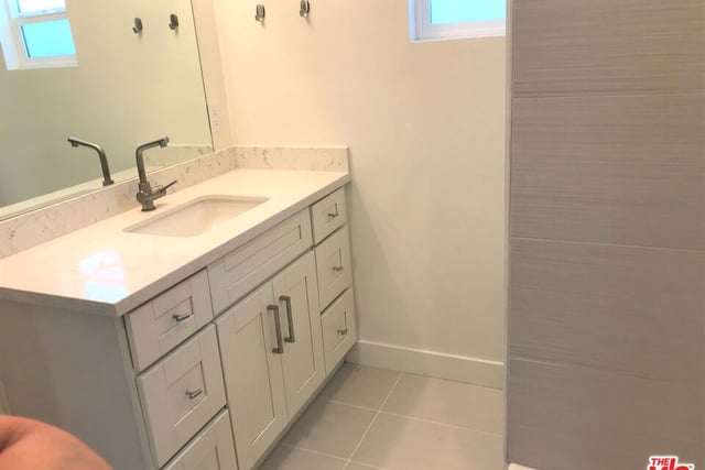 6157 Mesa Avenue, Los Angeles, CA 90042 — photo 14 of 43