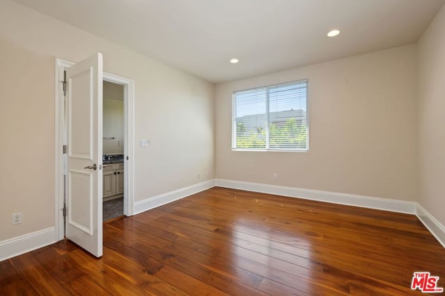 419 N Laurel Avenue, Los Angeles, CA 90048 — photo 33 of 45