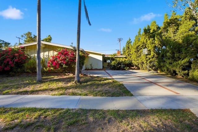 27727 Hawthorne Boulevard, Rancho Palos Verdes, CA 90275 — photo 3 of 18
