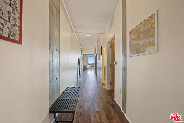 1111 S Grand Avenue 817, Los Angeles, CA 90015 — photo 11 of 24