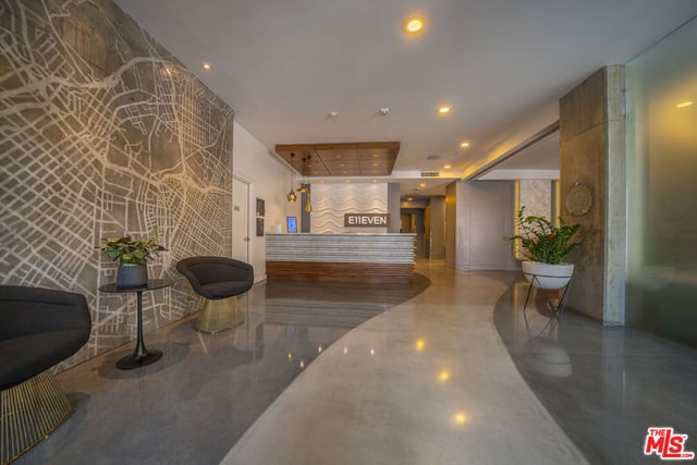 1111 S Grand Avenue 817, Los Angeles, CA 90015 — photo 17 of 24