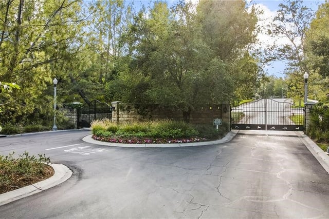 26811 Brookhollow Drive, Valencia, CA 91355 — photo 34 of 36
