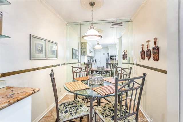 9000 Cynthia St 306, West Hollywood, CA 90069 — photo 9 of 18