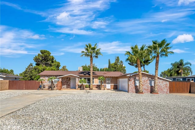 2561 W Avenue K, Lancaster, CA 93536 — photo 5 of 75
