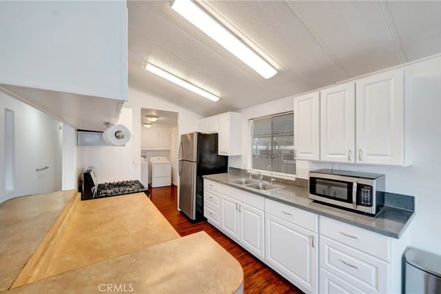 2330 E Avenue J8 6, Lancaster, CA 93535 — photo 15 of 39