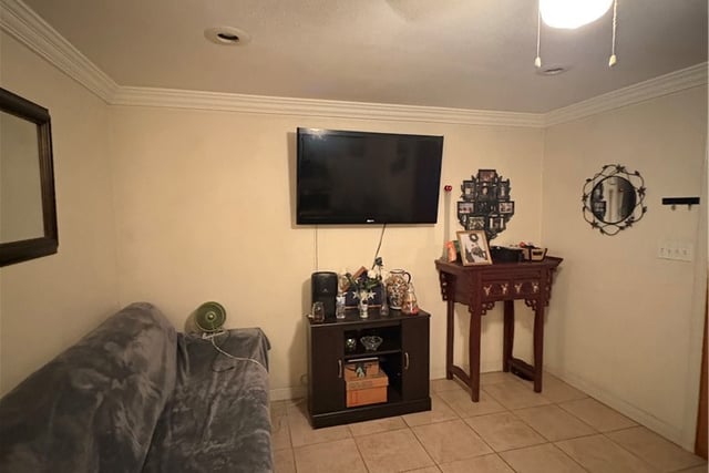 223 S Kern, Los Angeles, CA 90022 — photo 4 of 16
