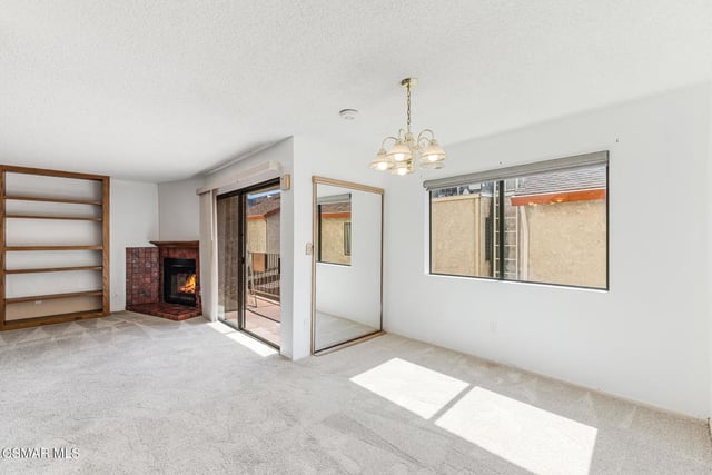 9960 Owensmouth Avenue 7, Chatsworth, CA 91311 — photo 11 of 33