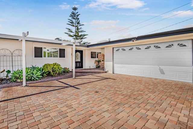 3185 Breaker Drive, Ventura, CA 93003 — photo 3 of 51