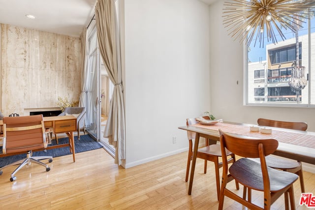 11970 Montana Avenue 308, Los Angeles, CA 90049 — photo 13 of 28