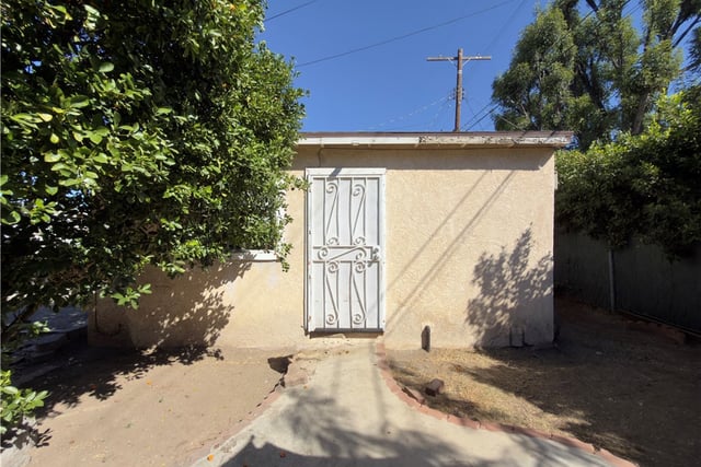 8360 Katherine Avenue, Panorama City, CA 91402 — photo 22 of 24