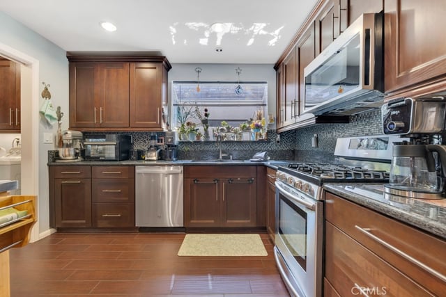 6646 Berquist, West Hills, CA 91307 — photo 9 of 24