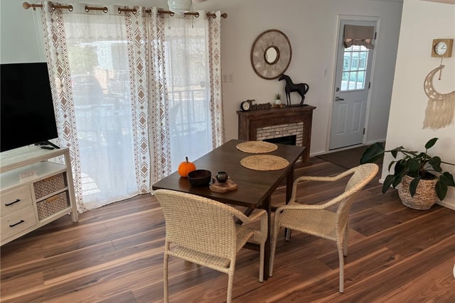 2187 Pavo Court 14, Thousand Oaks, CA 91362 — photo 3 of 6