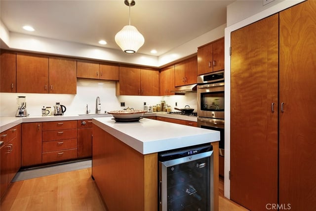 406 Brooks Avenue, Venice, CA 90291 — photo 3 of 27