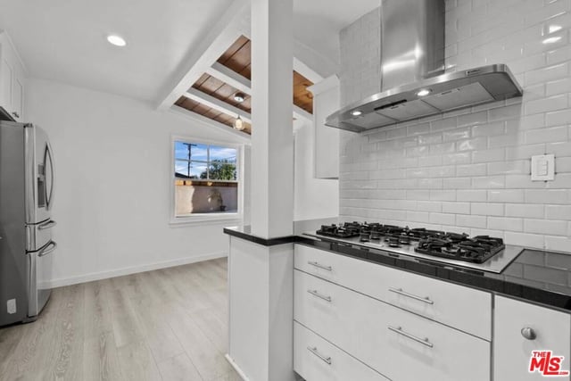 6114 Buffalo Avenue, Van Nuys, CA 91401 — photo 8 of 22