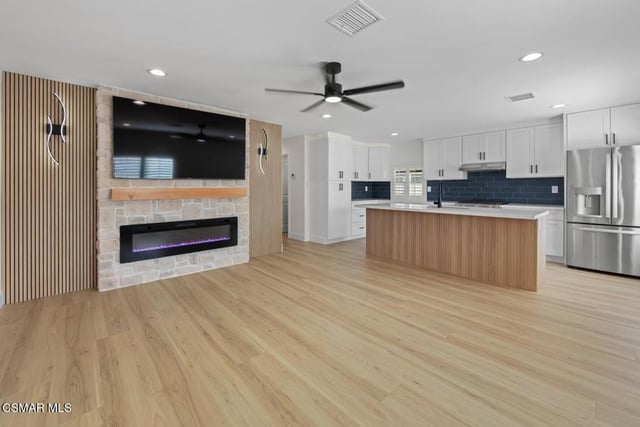15750 Arroyo Drive 193, Moorpark, CA 93021 — photo 5 of 21