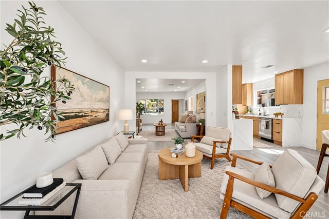 1406 Fairfield Street, Glendale, CA 91201 — photo 4 of 30