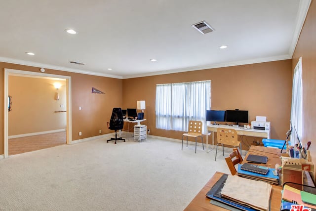 5720 El Rincon Way, Culver City, CA 90230 — photo 10 of 38