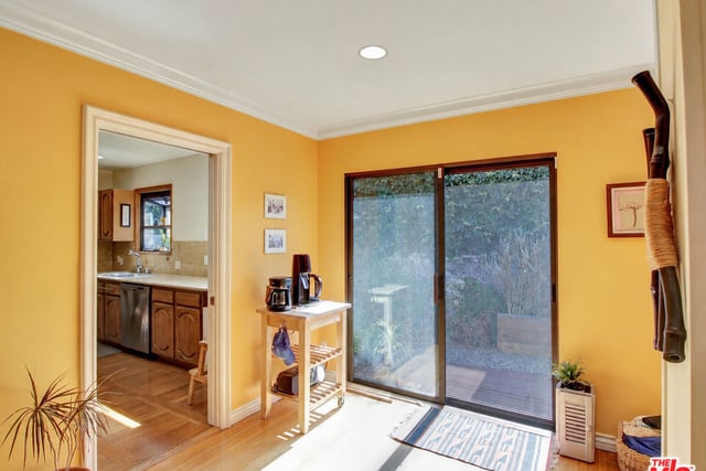 5720 El Rincon Way, Culver City, CA 90230 — photo 18 of 38