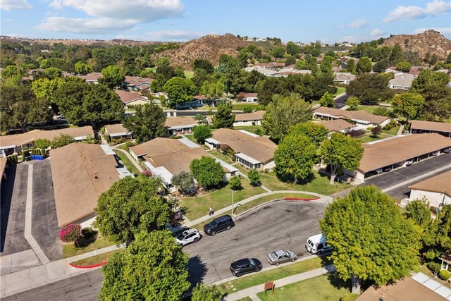 26751 Whispering Leaves B, Newhall, CA 91321 — photo 36 of 49