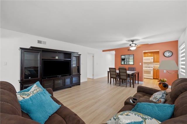 26734 Winsome Circle, Newhall, CA 91321 — photo 11 of 54