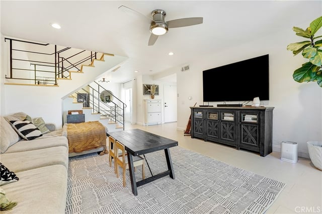 11621 Tampa Avenue 194, Porter Ranch, CA 91326 — photo 4 of 25