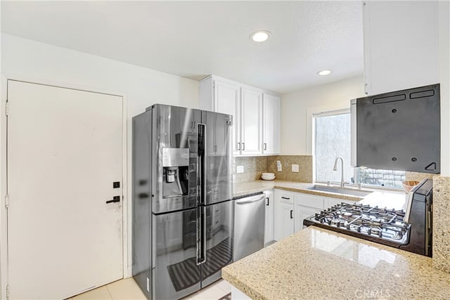 11621 Tampa Avenue 194, Porter Ranch, CA 91326 — photo 5 of 25