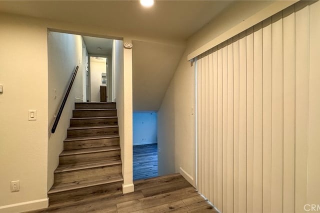 22762 Avenue San Luis, Woodland Hills, CA 91364 — photo 22 of 73