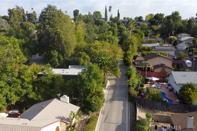 22762 Avenue San Luis, Woodland Hills, CA 91364 — photo 50 of 73