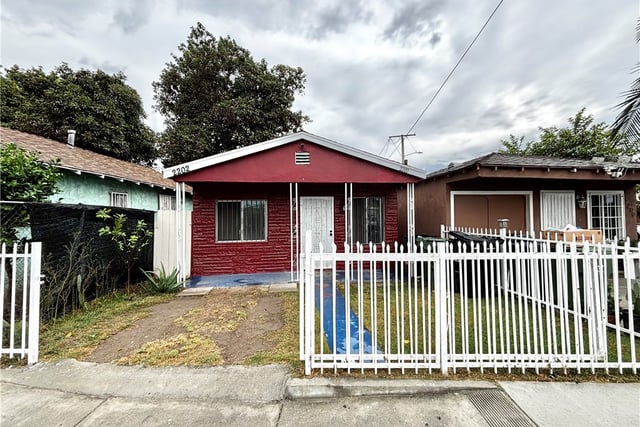 2202 E Stockwell, Compton, CA 90222 — photo 2 of 27