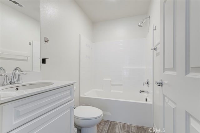 9116 Foster Lane, Chatsworth, CA 91311 — photo 7 of 41