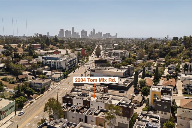2204 Tom Mix Road, Los Angeles, CA 90026 — photo 22 of 24