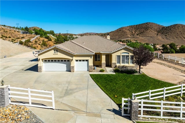 34412 Desert, Acton, CA 93510 — photo 2 of 60