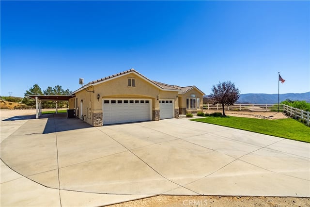 34412 Desert, Acton, CA 93510 — photo 4 of 60
