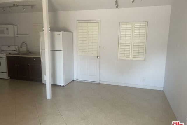 11209 Hatteras Street, North Hollywood, CA 91601 — photo 19 of 26