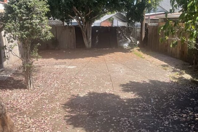 11209 Hatteras Street, North Hollywood, CA 91601 — photo 22 of 26