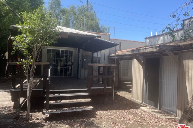 11209 Hatteras Street, North Hollywood, CA 91601 — photo 23 of 26