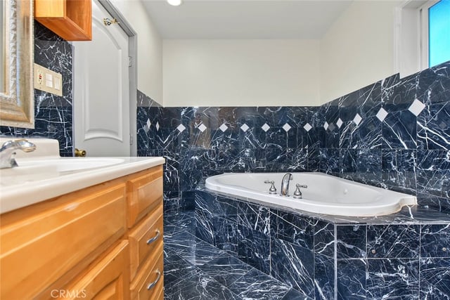 3500 Easy Avenue, Long Beach, CA 90810 — photo 49 of 59
