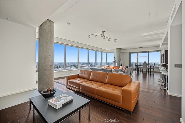 1155 S S Grand Avenue 1601, Los Angeles, CA 90015 — photo 5 of 37