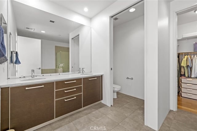801 S Grand 1611, Los Angeles, CA 90017 — photo 10 of 23
