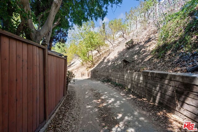 877 Montecito Drive, Los Angeles, CA 90031 — photo 24 of 35