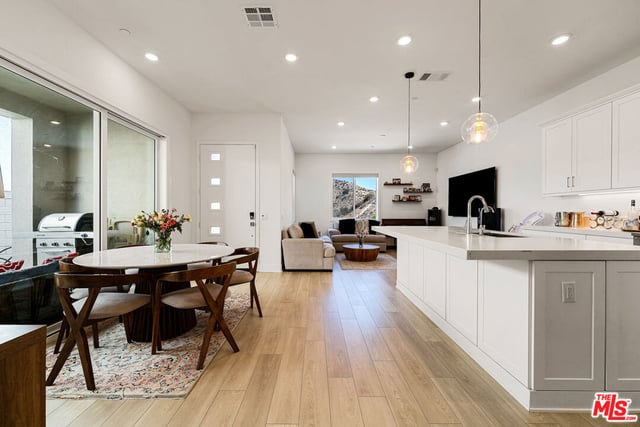 27124 Skyland Way, Valencia, CA 91381 — photo 3 of 32