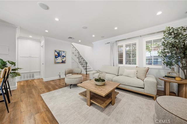 1429 Valley View Road 18, Glendale, CA 91202 — photo 9 of 52