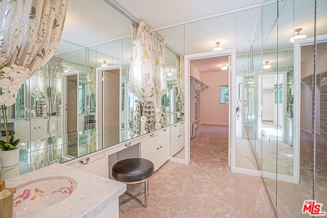 517 N Rodeo Drive, Beverly Hills, CA 90210 — photo 19 of 32