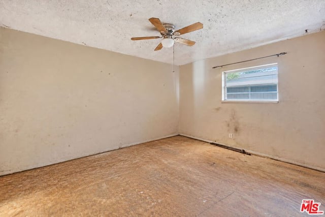 22029 Pontine Avenue, Carson, CA 90745 — photo 6 of 20