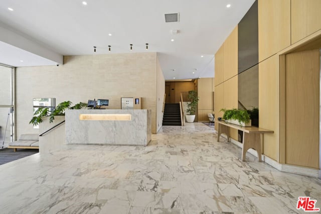 999 N Doheny Drive 205, West Hollywood, CA 90069 — photo 18 of 23