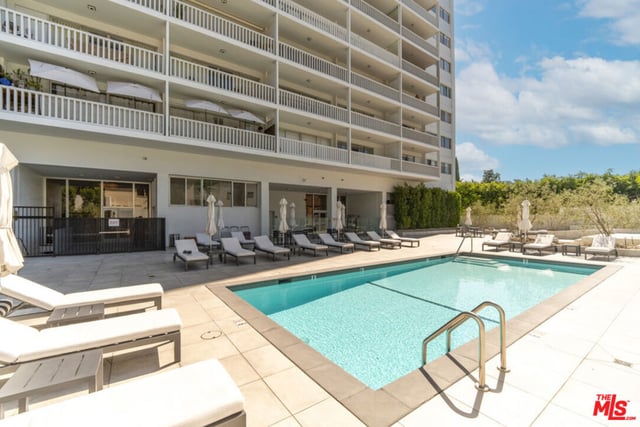 999 N Doheny Drive 205, West Hollywood, CA 90069 — photo 19 of 23