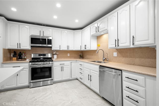 1325 Valley View Road 105, Glendale, CA 91202 — photo 13 of 33